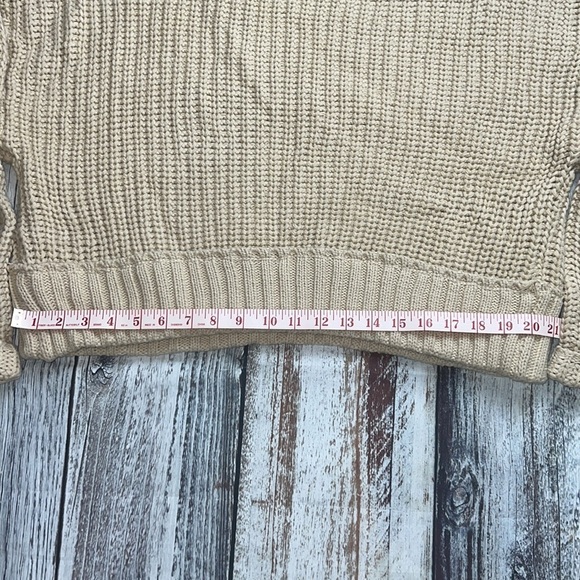 Moon & Madison Cream Sweater Sz M - Picture 6 of 12